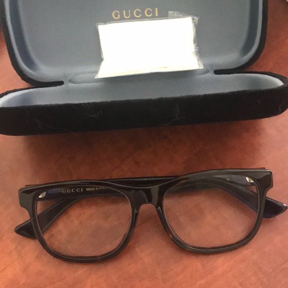 Gucci 1056 Designer Eyewear - Picture 4 of 5